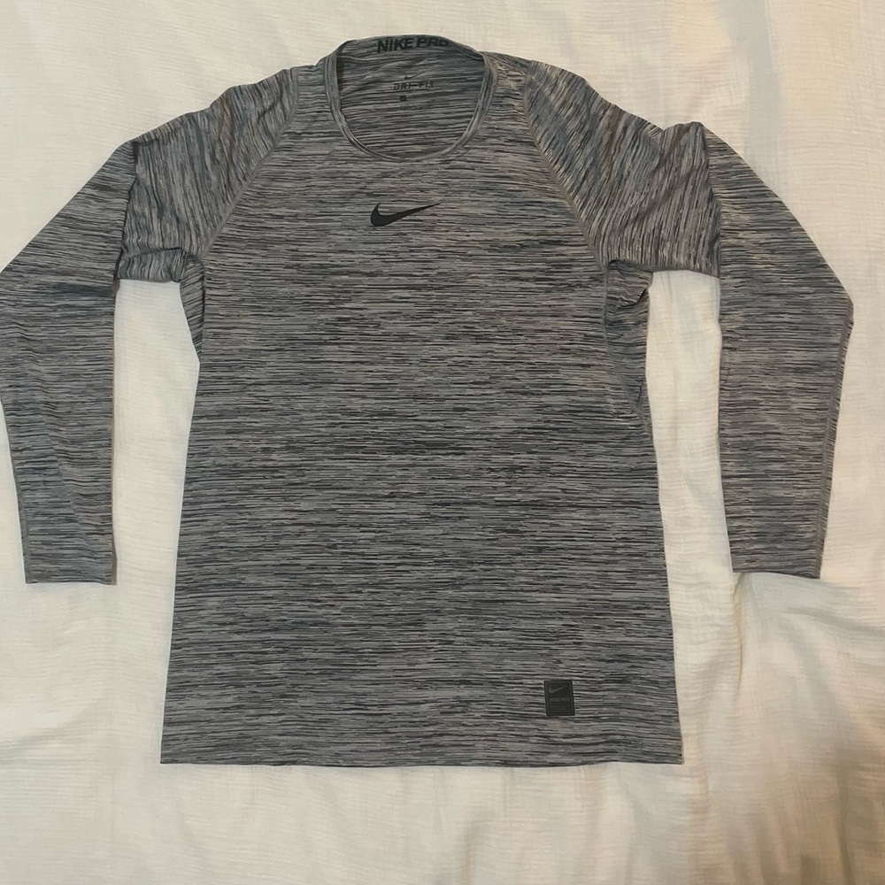 Nike Dri Fit Long Sleeve Heather Gray